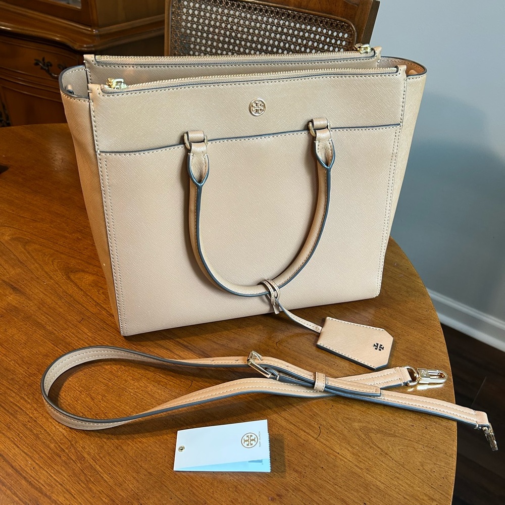 Tory Burch Robinson Tote Purse - Like New!